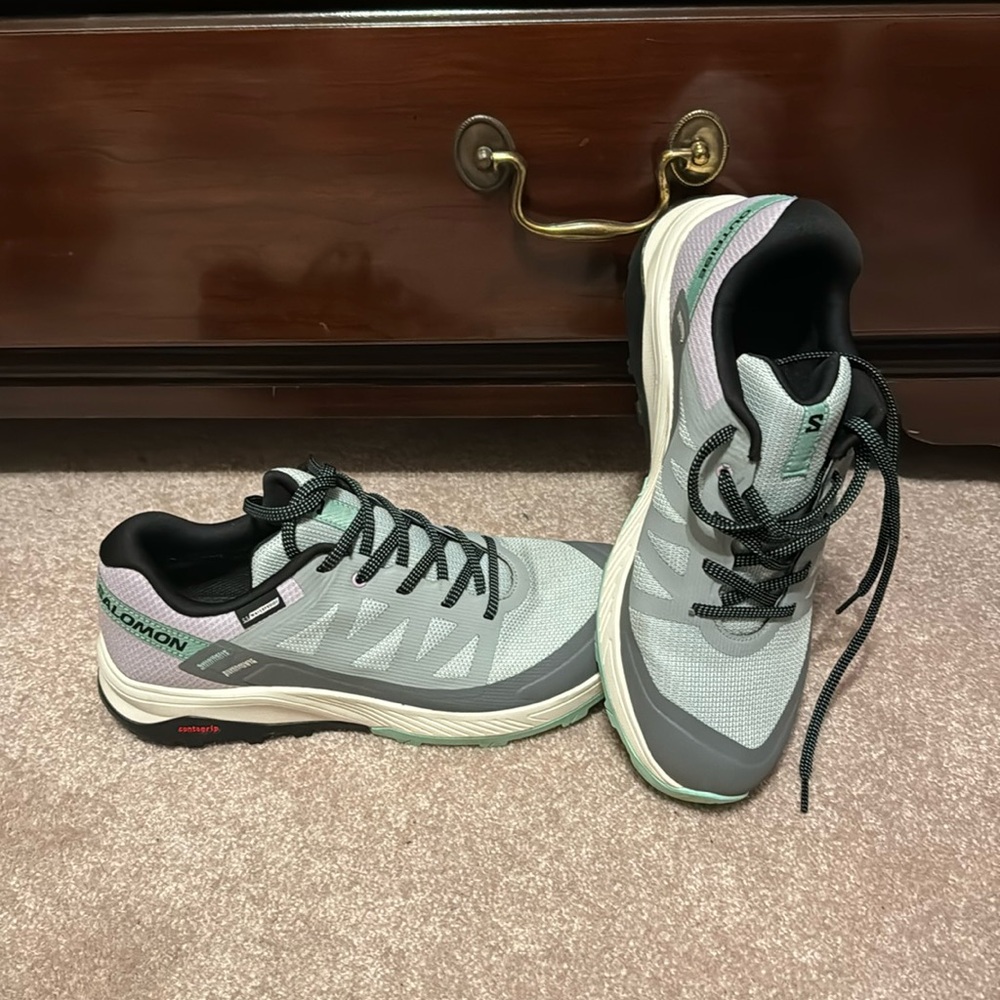8.5 sneakers